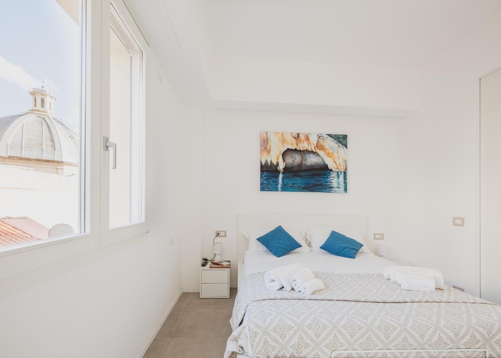 Luxury Suite La Terrazza In Pieno Centro In กาญารี ภายนอก รูปภาพ